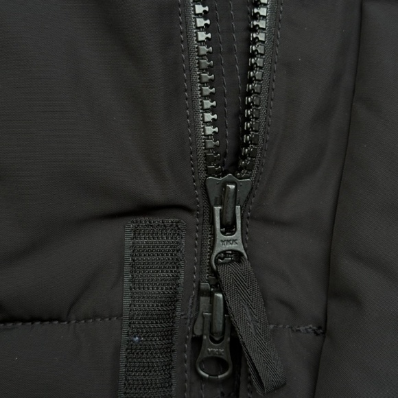 Everlane ReNew Short Parka Coat Jacket, Black, Large - Picture 7 of 16